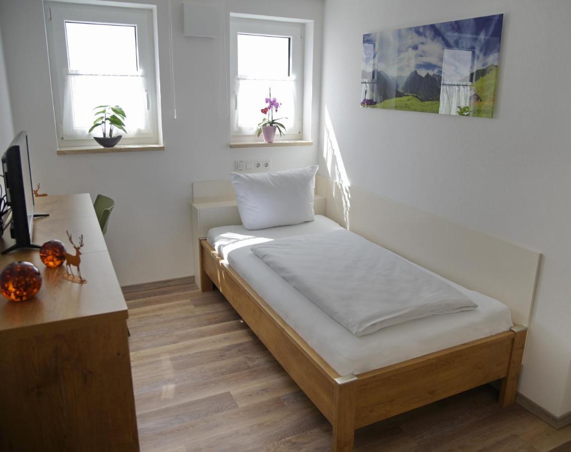 מלון Demling Boardinghouse Jungwirth-Wohnzeit מראה חיצוני תמונה